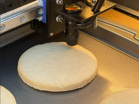 Grabado de galletas con el OMTech Polar
