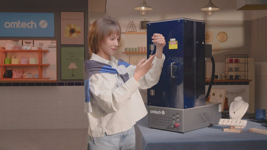 OMTech 60W Marcador Láser de MOPA JPT para Marcado de Colores en Metales, Enfoque automático | M60C