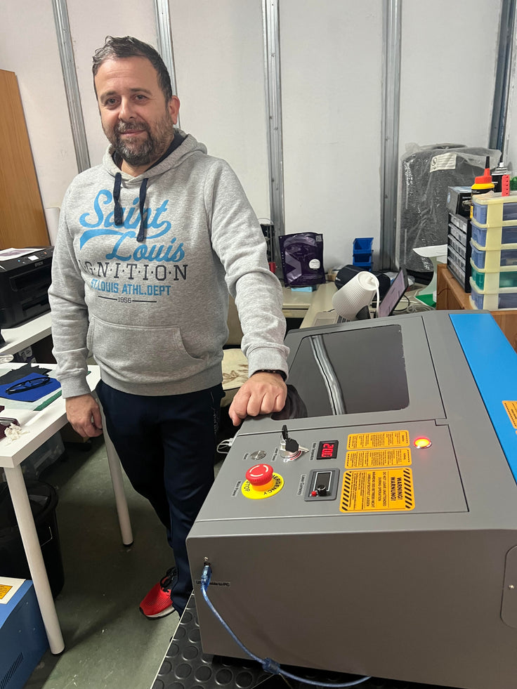 Omtech lasercutter
